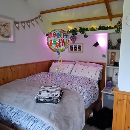 Hotel Peppercorn Pod At Beck House Glamping à Salmonby Extérieur photo