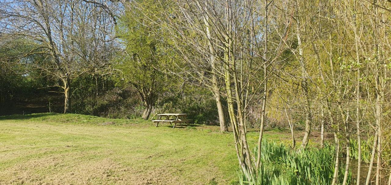 Hotel Peppercorn Pod At Beck House Glamping à Salmonby Extérieur photo