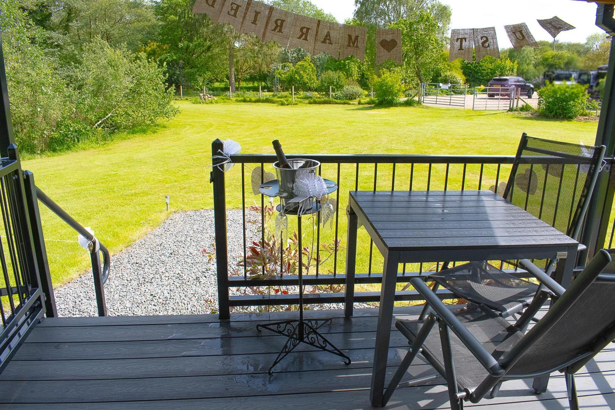 Hotel Peppercorn Pod At Beck House Glamping à Salmonby Extérieur photo