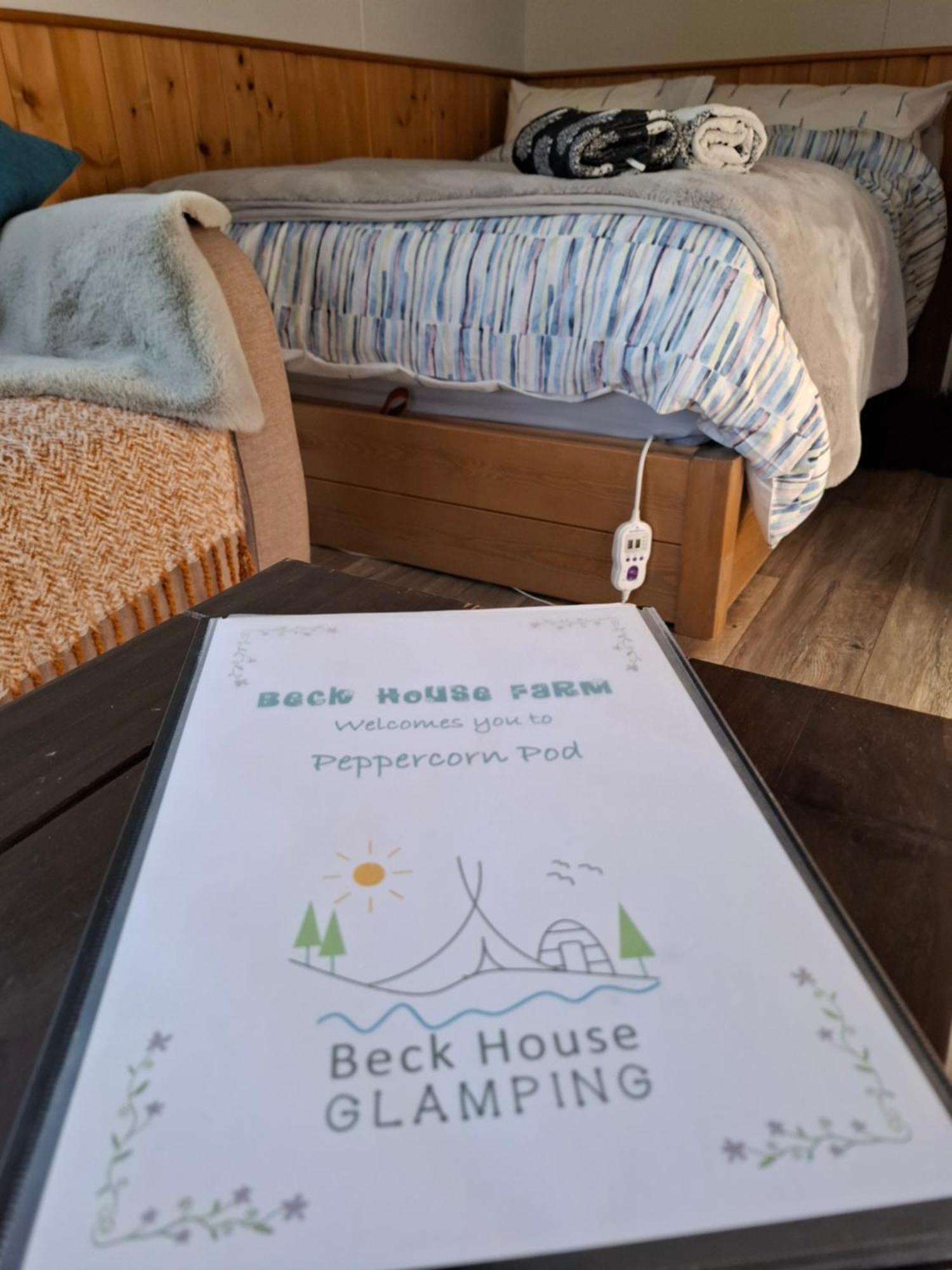 Hotel Peppercorn Pod At Beck House Glamping à Salmonby Extérieur photo