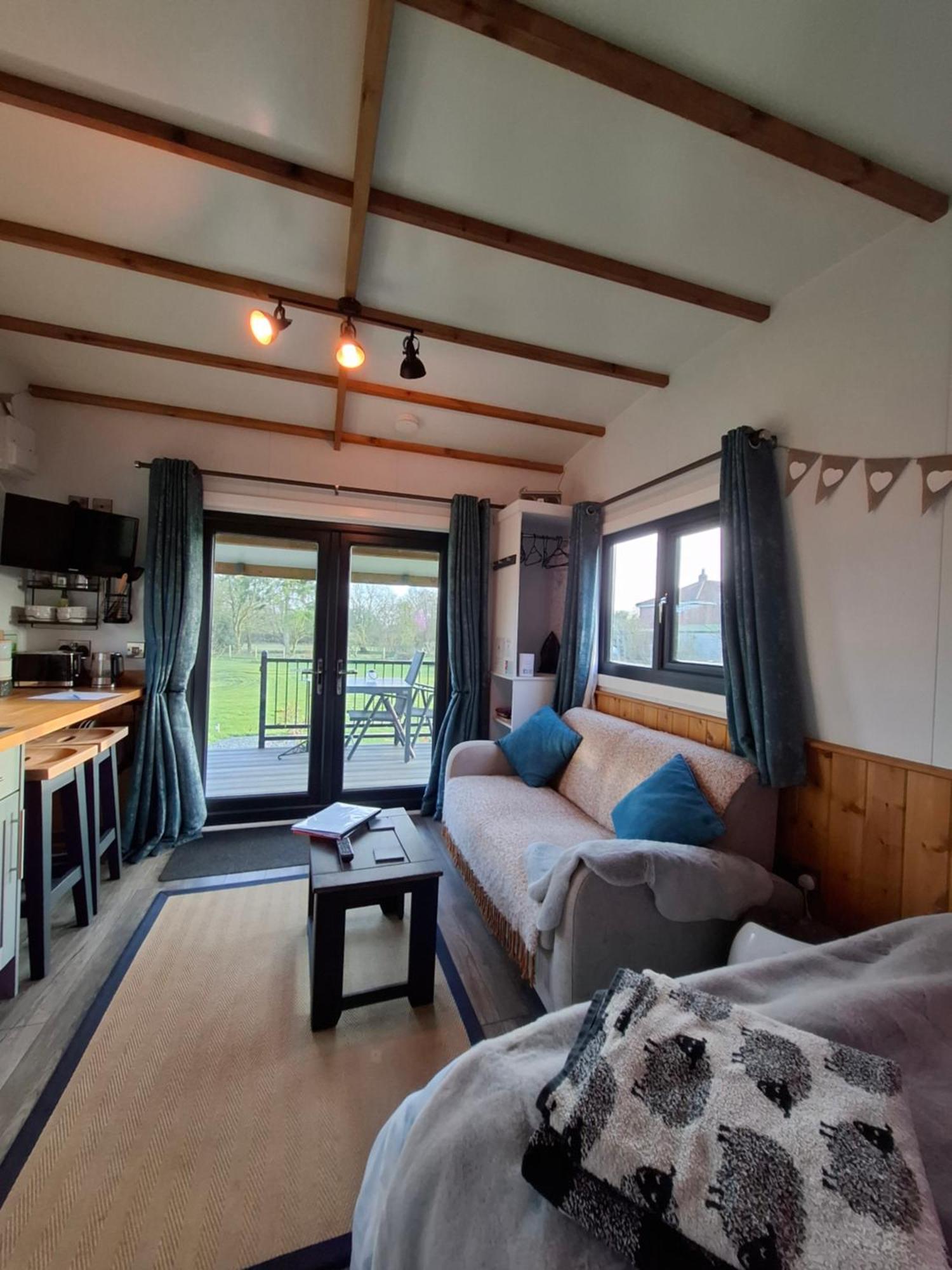 Hotel Peppercorn Pod At Beck House Glamping à Salmonby Extérieur photo